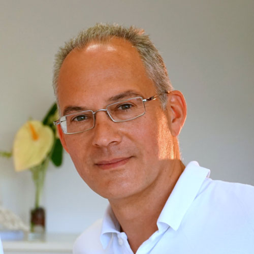 Dr. med. Roman Winkler Facharzt für Orthopädie und Unfallchirurgie Praxis für spezielle Schmerztherapie in München Zentrum, in der Sendlinger Str. 37